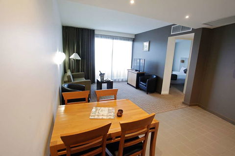 Golden Pebble Hotel - Accommodation Great Ocean Road 6