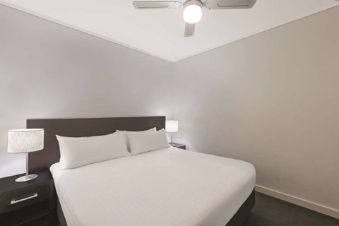 Adina Apartment Hotel Barrack Plaza - Accommodation Great Ocean Road 8