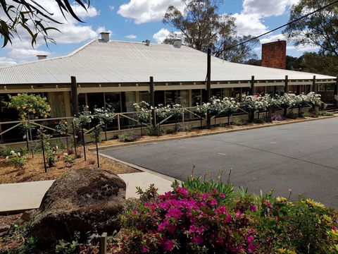 Golden Heritage Motor Inn & Cottages - Accommodation Great Ocean Road 11
