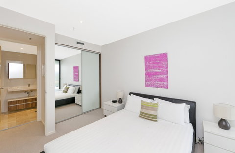 Astra Canberra Manhattan - Accommodation Great Ocean Road 4