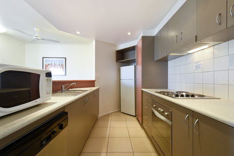 Metro Advance Apartments & Hotel - Accommodation Great Ocean Road 4