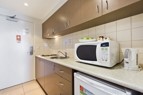 Metro Advance Apartments & Hotel - Accommodation Great Ocean Road 6