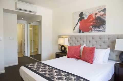 Metro Advance Apartments & Hotel - Accommodation Great Ocean Road 7