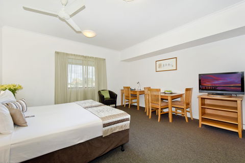 Metro Advance Apartments & Hotel - Accommodation Great Ocean Road 12