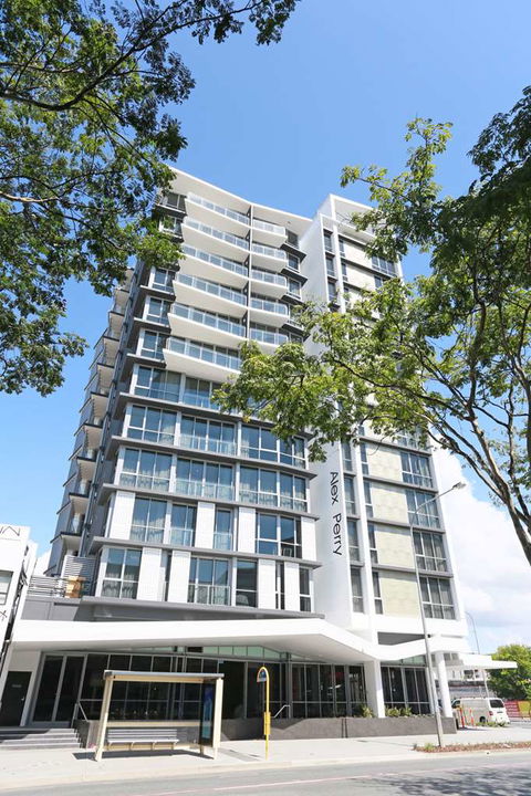 Alex Perry Hotel And Apartments - Accommodation Great Ocean Road 0