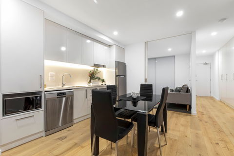 Astra Apartments Newcastle - Accommodation Great Ocean Road 2