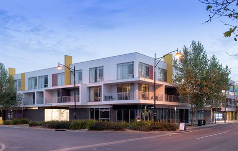 Mawson Lakes Hotel - Accommodation Great Ocean Road 1