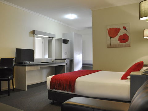 Ibis Styles Adelaide Manor - Accommodation Great Ocean Road 2