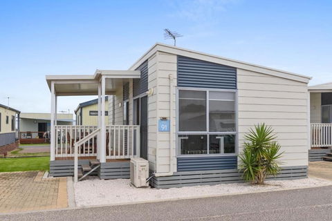 Discovery Parks Adelaide Beachfront - Accommodation Great Ocean Road 2