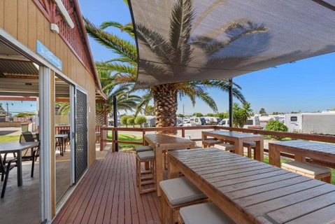 Discovery Parks Adelaide Beachfront - Accommodation Great Ocean Road 1