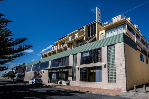 Alloggio Newcastle Beach Hotel - Accommodation Great Ocean Road 0