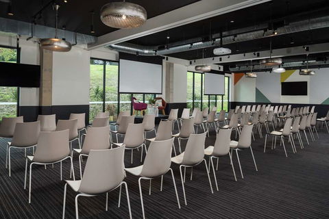 Atura Hotel Blacktown - Accommodation Great Ocean Road 12