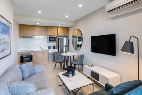 Meriton Suites Waterloo - Accommodation Great Ocean Road 1