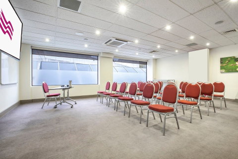 Crowne Plaza Canberra - Accommodation Great Ocean Road 9