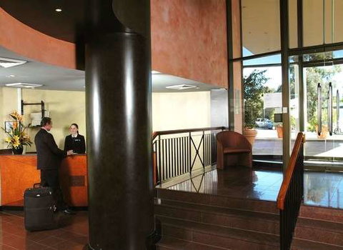BreakFree Capital Tower - Accommodation Great Ocean Road 4
