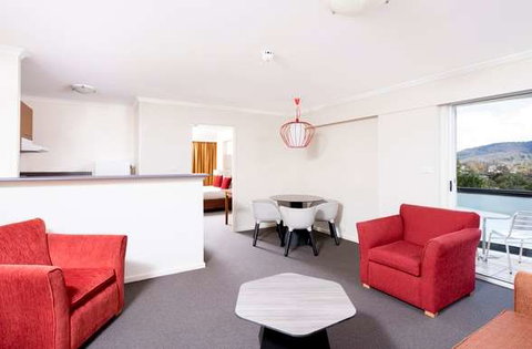 Mantra on Northbourne - Accommodation Great Ocean Road 13