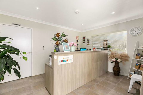 Econo Lodge Beachside - Accommodation Great Ocean Road 3