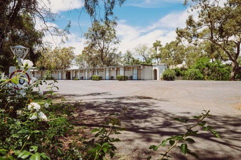 Artesian Spa Motor Inn - Accommodation Great Ocean Road 1