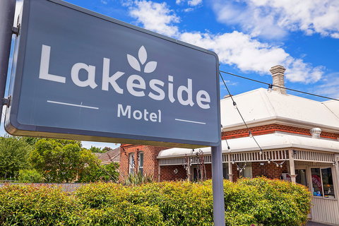 Hamilton Lakeside Motel - Accommodation Great Ocean Road 2