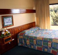 Village Family Motor Inn - Accommodation Great Ocean Road