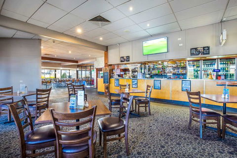 Nightcap At Riverside Hotel - Accommodation Great Ocean Road 6