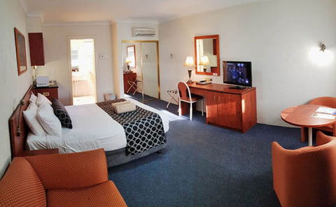Amber Court Motor Inn - Accommodation Great Ocean Road 1