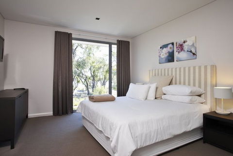 Aqua Resort - Accommodation Great Ocean Road 1