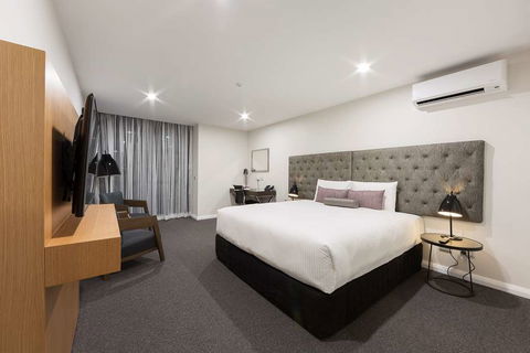 Avenue Hotel Canberra - Accommodation Great Ocean Road 2