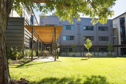 St Catherine's On Park - Accommodation Great Ocean Road 2