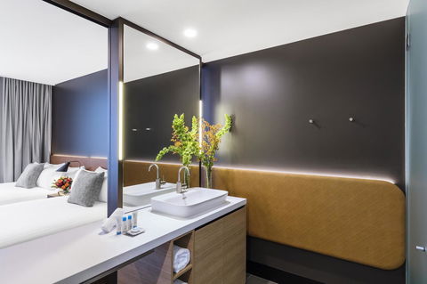 Vibe Hotel Canberra - Accommodation Great Ocean Road 16