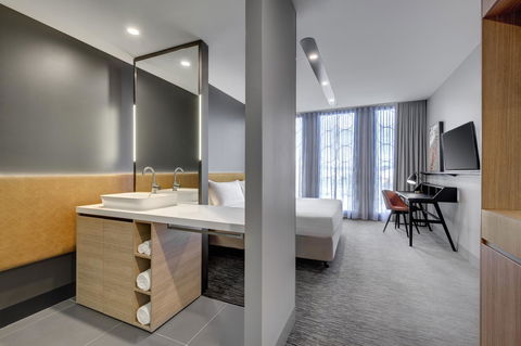 Vibe Hotel Canberra - Accommodation Great Ocean Road 43