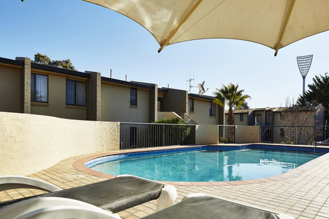 Manuka Park Serviced Apartments - Accommodation Great Ocean Road 4