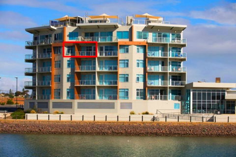Wallaroo Marina Luxury Apartment - Accommodation Great Ocean Road 0