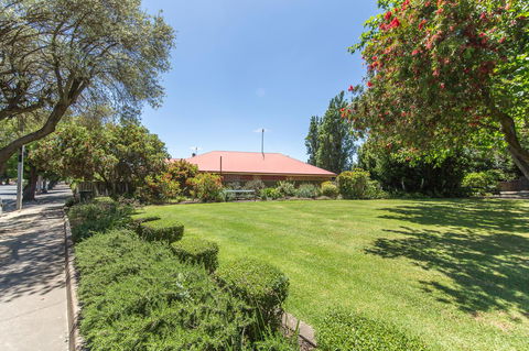 Tanunda\'s Magpie House - Accommodation Great Ocean Road 30