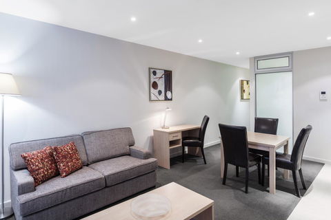 IStay Precinct Adelaide - Accommodation Great Ocean Road 17
