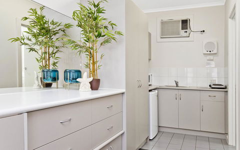 Glenelg Oasis Studios - Accommodation Great Ocean Road 7