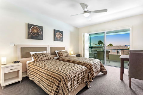 Pacific Blue 278-265 Sandy Pt Rd- Dual Key Access, Wifi, Linen And Air Conditioning - Accommodation Great Ocean Road 9