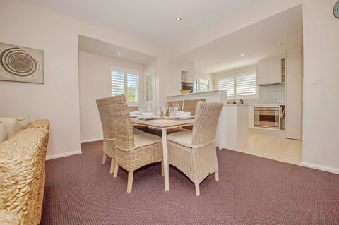 Pacific Blue 278-265 Sandy Pt Rd- Dual Key Access, Wifi, Linen And Air Conditioning - Accommodation Great Ocean Road 6