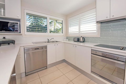 Pacific Blue 278-265 Sandy Pt Rd- Dual Key Access, Wifi, Linen And Air Conditioning - Accommodation Great Ocean Road 8