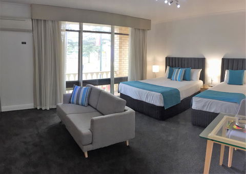 Ensenada Motor Inn And Suites - Accommodation Great Ocean Road 2