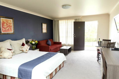 Bathurst Motor Inn - Accommodation Great Ocean Road 1