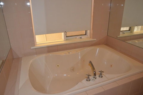 The Bluff Resort Apartments - Accommodation Great Ocean Road 37
