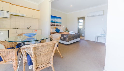 The Bluff Resort Apartments - Accommodation Great Ocean Road 7
