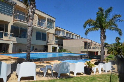 The Bluff Resort Apartments - Accommodation Great Ocean Road 0