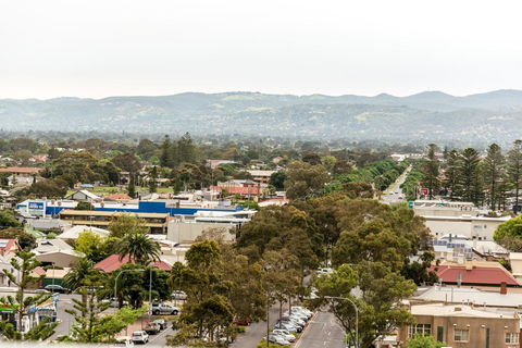 Beachside Luxury & Comfort, Ocean Views In Glenelg - Accommodation Great Ocean Road 30