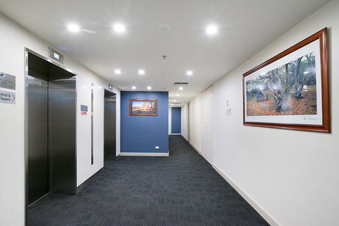 Beachside Luxury & Comfort, Ocean Views In Glenelg - Accommodation Great Ocean Road 31