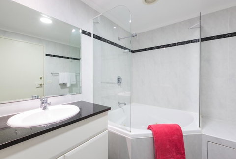 Ramada Resort By Wyndham Shoal Bay - Accommodation Great Ocean Road 38