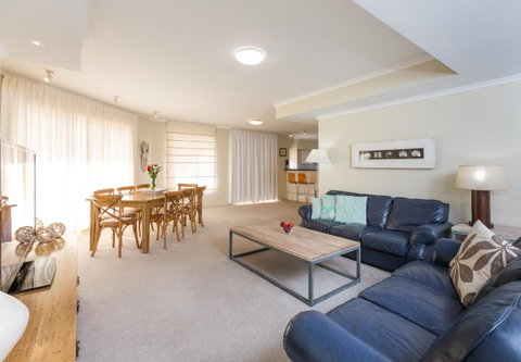 Ramada Resort By Wyndham Shoal Bay - Accommodation Great Ocean Road 42