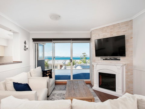 Ramada Resort By Wyndham Shoal Bay - Accommodation Great Ocean Road 10