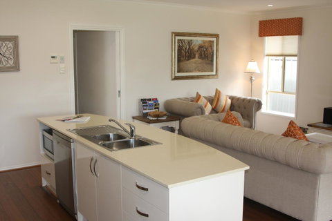 C And C Tanunda - Accommodation Great Ocean Road 12